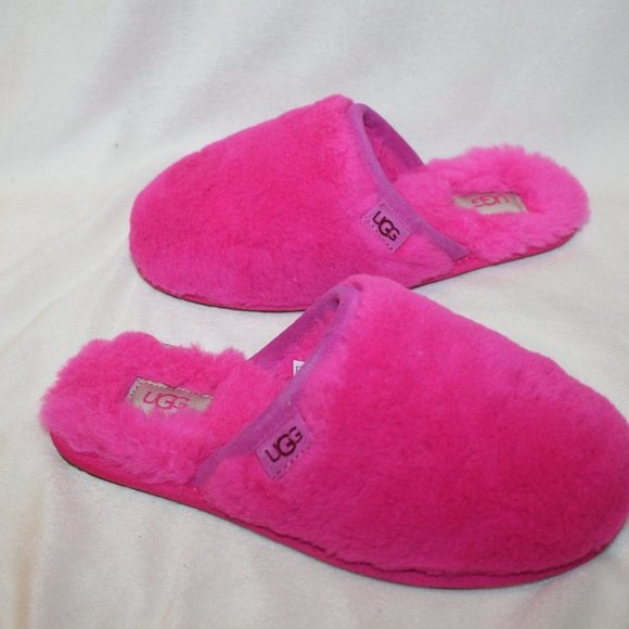 NIB UGG WOMEN'S FLUFFETTE SHEARLING SLIP ON SLIPPERS‎ PINK - Picture 1 of 7